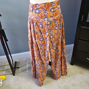 Lightweight Tiered Palazzo Pants Large